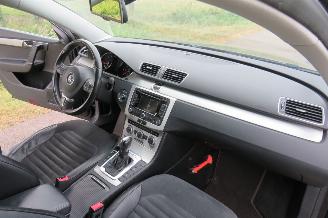 Volkswagen Passat 1.4 TSI 122pk High Executive Blue motion  2012  Automaat  navigatie clima leer  vol optie picture 5