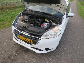 Peugeot 208 1.2 VTI 5drs Active Airco Navie   2013  Active Style picture 11