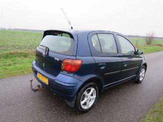 uszkodzony samochody osobowe Toyota Yaris 1.3 Automaat 138.000km 5drs Nap Airco  [ Opa geweest 2004/3