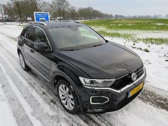 Volkswagen T-Roc 1.5 TSi Sport 150pk 2018 Parkeerschade [ Camera Navigatie Clima stoel stuur verwarring picture 25