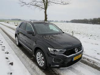 Volkswagen T-Roc 1.5 TSi Sport 150pk 2018 Parkeerschade [ Camera Navigatie Clima stoel stuur verwarring picture 23
