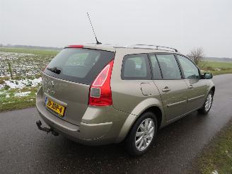 Avarii autoturisme Renault Mégane Grande Tour 16  Business line navigatie clima  Sportstoelen schuifdak [ schadevrij 2009/4