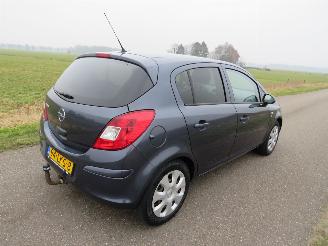 Voiture accidenté Opel Corsa 1.2 16v  180.000km nap  111 Edition Airco 2010 2010/11