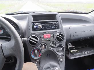 Fiat Panda 1.2 Edizone Cool  128.000km Airco 5drs mpv picture 18