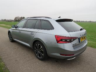 Skoda Superb Combi 1.5 TSI 150pk Automaat ACT Sportline Busines schuifdak leer camera navigatie 2020/8