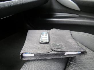 BMW 3-serie 330e Automaat Executive Hybride Elektriciteit Benzine M Pakett 2016 plug in picture 21