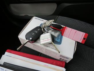 Citroën C3 1.2 Pure Tech 83pk 5drs Airco 2019  Navigatie picture 11