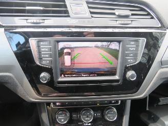 Volkswagen Touran 1.4 TSi  150pk 7 PERSOONS Camera Navigatie  2016  140.000km stoelverwarming picture 5