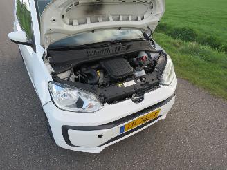 Volkswagen Up! 1.0  BMT Move Up  2019  5DRS airco picture 15