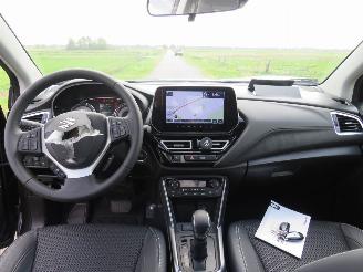 Suzuki SX4 1.5 Hybride Benzine Elektrisch Style 7.000km Automaat  Camera Navigatie Leer picture 12