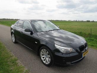 Vaurioauto  passenger cars BMW 5-serie 520 163pk Automaat Sedan 2008  Navigatie Airco  corporate 2008/7