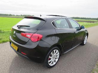 Alfa Romeo Giulietta 1.4 Turbo 120pk progresion 211.000km nap 5Drs  Leer Clima Schuifdak picture 3