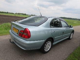 Vaurioauto  passenger cars Mitsubishi Carisma 1.6 Platium 190.000km nap 5drs  2004 Airco  [schadevrij top top staat nieuwe apk 2004/11
