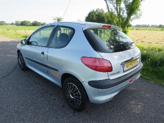 Peugeot 206 1.6 16v XT Automaat  120.000km nap Airco picture 12
