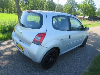  Renault Twingo 1.2 16v Dynamique Schadevrij!!! 2010  Airco Cruiscontrolle top top staat 2010/9