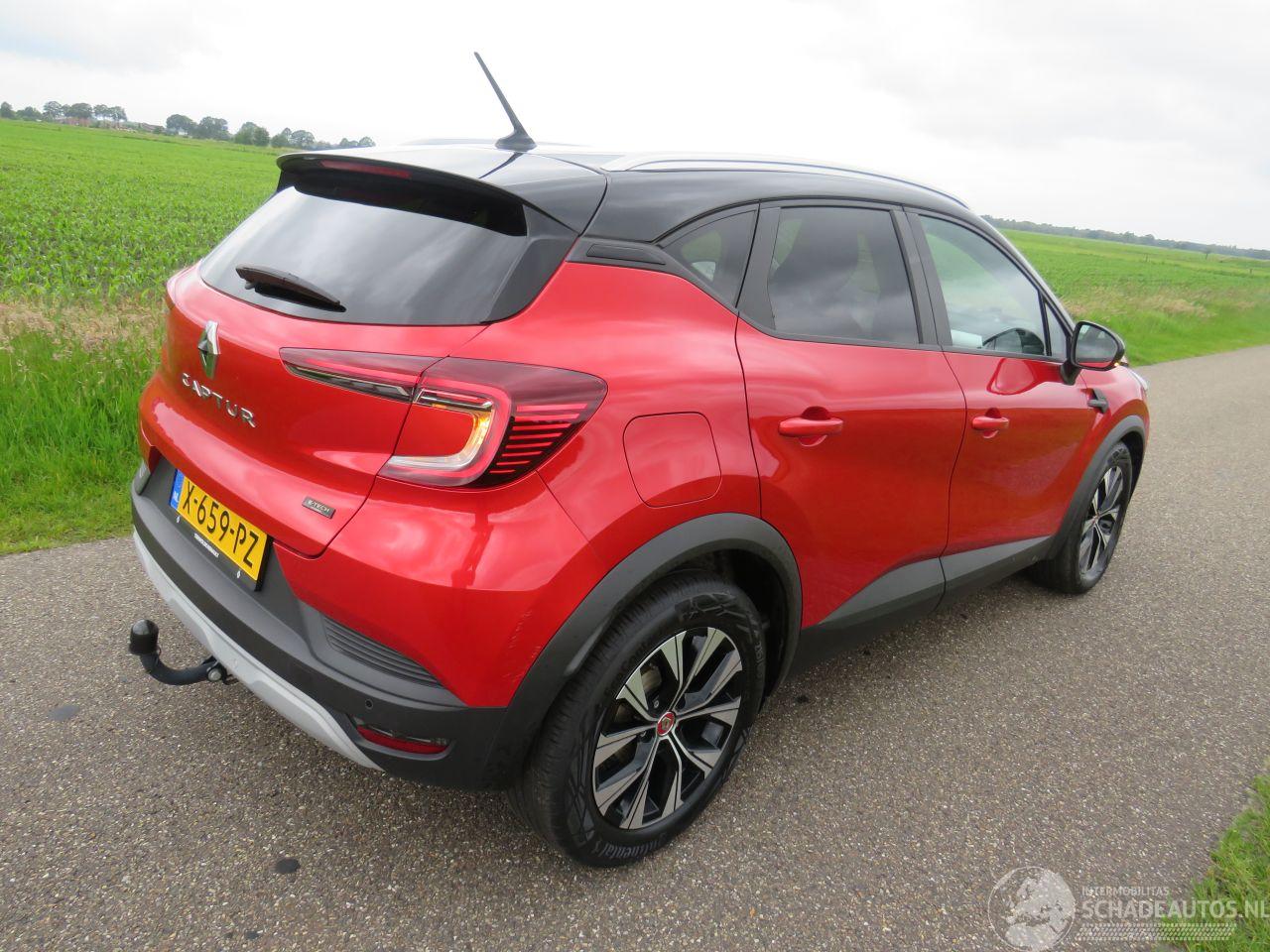 Renault Captur 16 E-TECH HYBRID/ ELEKTRIC BENZINE  2024   Automaat   2024  32.000km Nap Camera Navigatie