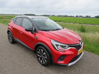 Damaged car Renault Captur 16 E-TECH HYBRID/ ELEKTRIC BENZINE  2024   Automaat 32.000km Nap Camera Navigatie 2024/4