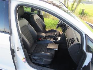 Volkswagen Golf 14 TSi ACT 140pk Higline 164.000km  5drs  Schuifdak Sport Stoelverwarming  topstaat picture 27