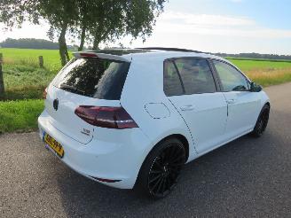 Coche accidentado Volkswagen Golf 14 TSi ACT 140pk Higline 164.000km  5drs  Schuifdak Sport Stoelverwarming  topstaat 2013/11