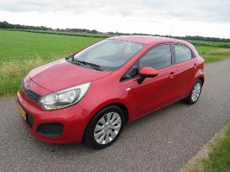 Kia Rio 1.2 CVV T 86pk euro 6 Comfort Pack  140.000km  Airco Navigatie  5drs schadevrij topstaat picture 6