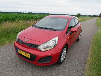 Kia Rio 1.2 CVV T 86pk euro 6 Comfort Pack  140.000km  Airco Navigatie  5drs schadevrij topstaat picture 28