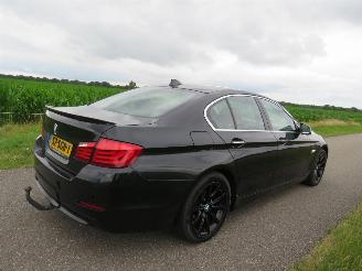 Auto incidentate BMW 5-serie 520 I 184pk Automaat sedan High Executive 2011 [ topstaat 2011/11