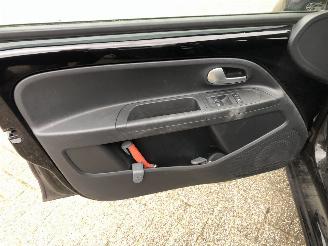 Volkswagen Up!  picture 15