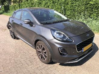 Ford Puma Puma 1.0 EcoBoost Hybrid Titanium search picture 3