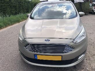 skadebil auto Ford C-Max C-Max 1.0 Titanium 2019/8