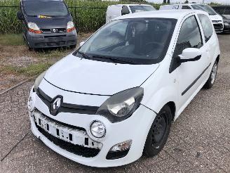 Damaged car Renault Twingo Twingo 1.2 16V Collection 2013/8