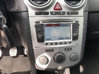 Opel Corsa 1.2 16 v berlin picture 13