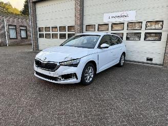 Coche accidentado Skoda Scala 1.0 TSI Navi Clima Cruise 2021/3