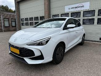 Unfallwagen MG 3 1.5 Hybrid+ Standart Navi Clima Cruise 24802 Km NAP ! 2025/1