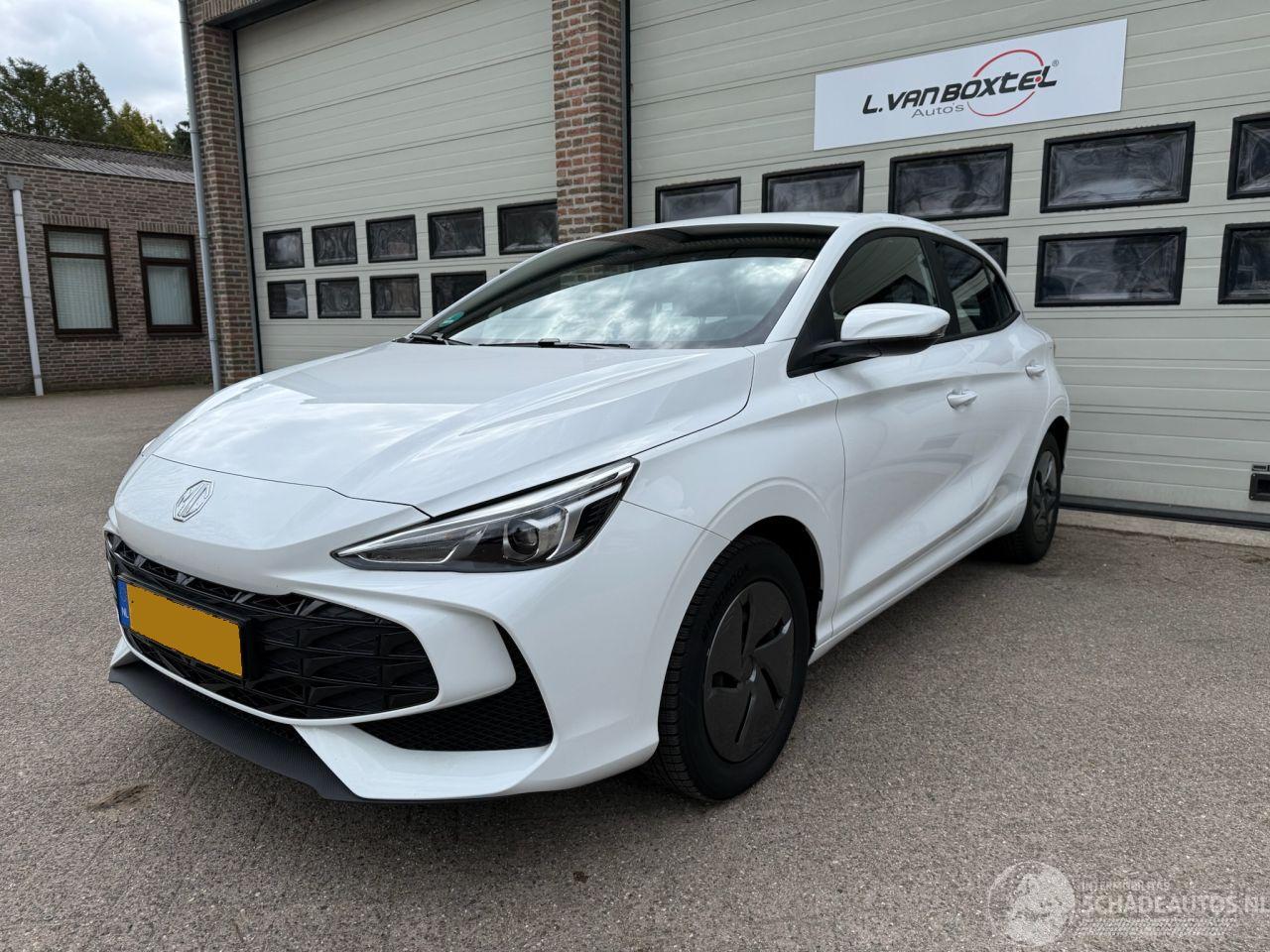 MG 3 1.5 Hybrid+ Standart Navi Clima Cruise 24802 Km NAP !