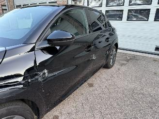 Peugeot e-208 EV Allure 50 kWh Navi Clima 54806 Km NAP ! picture 14