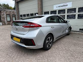 Hyundai Ioniq 1.6 GDi Comfort Automaat Cruise Navi Clima NAP ! picture 4