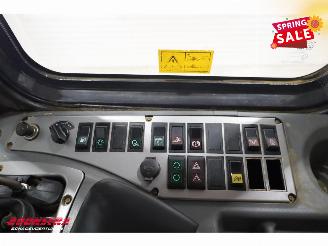   DL250 Wiellader Airco BY 2011 picture 16