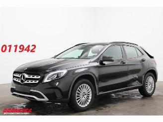 krockskadad bil auto Mercedes GLA 200 d 7G-Tronic LED Navi Airco Cruise Camera PDC 58.666 km!! 2019/5