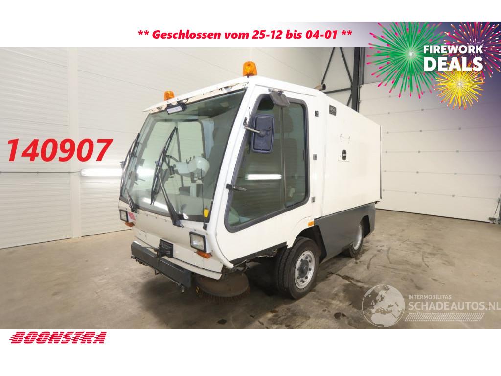 TENNANT  HMF 426 Veegmachine