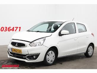 krockskadad bil auto Mitsubishi Space-star 1.0 Cool+ 5-deurs 2019/11
