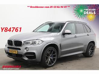krockskadad bil auto BMW X5 M50d MOTORSCHADEN Pano ACC Memory Leder AHK SHZ. 2018/4