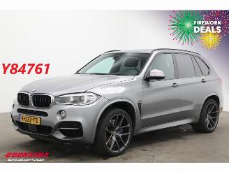 damaged passenger cars BMW X5 M50d MOTORSCHADEN Pano ACC Memory Leder AHK SHZ. 2018/4