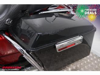 Harley-Davidson  88 FLHRCI Road King Classic picture 13