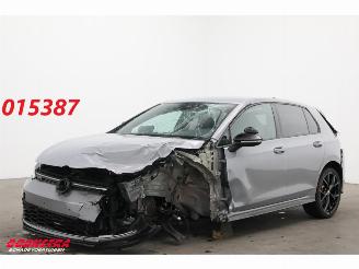uszkodzony samochody osobowe Volkswagen Golf 2.0 TSI GTI LED ACC LRHZ Camera Virtual 2022/6