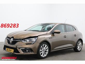 skadebil auto Renault Mégane 1.2 TCe Zen Navi Clima Cruise AHK 2016/2