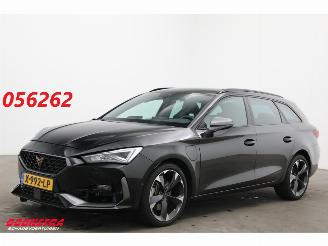 krockskadad bil auto Cupra Leon 1.4 e-Hybrid VZ Performance LED ACC Navi Camera LRHZ AHK 2023/12
