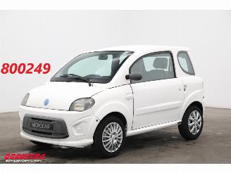 skadebil brommobiel Microcar  Dué Leder 2011/9