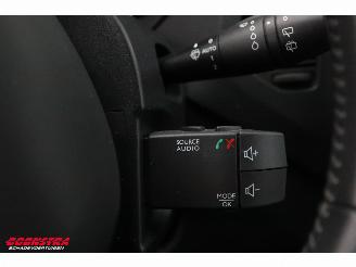 Renault Captur 1.2 TCe Aut. Xmod Leder Navi Clima Cruise SHZ PDC picture 24