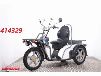 krockskadad bil bromfiets Beta  DXP BY 2020 Wasser 2020/6