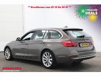 BMW 3-serie Touring 330i Luxury Edition LED Leder Clima Cruise SHZ picture 4